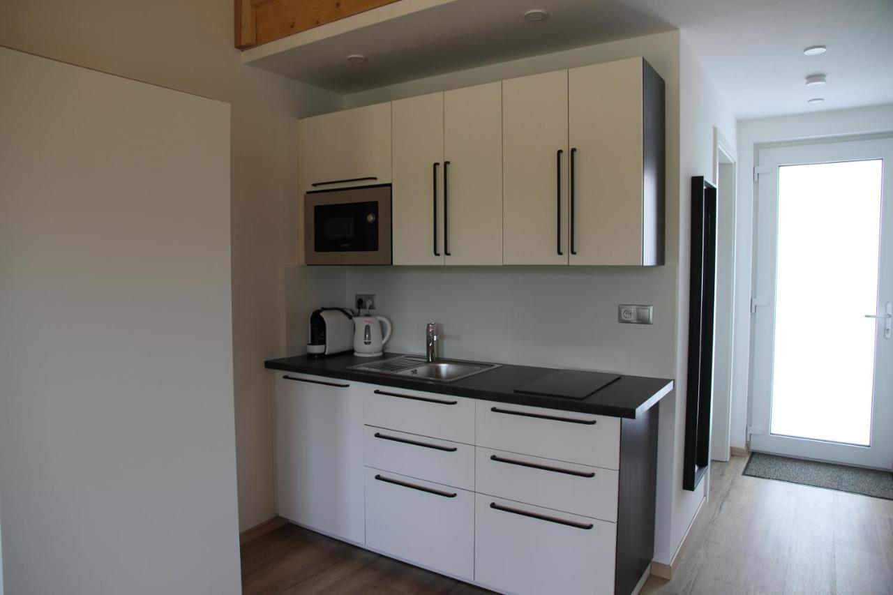 Apartmany Hluboka Nad Vltavou S Vyhledem Na Zamek Eksteriør billede