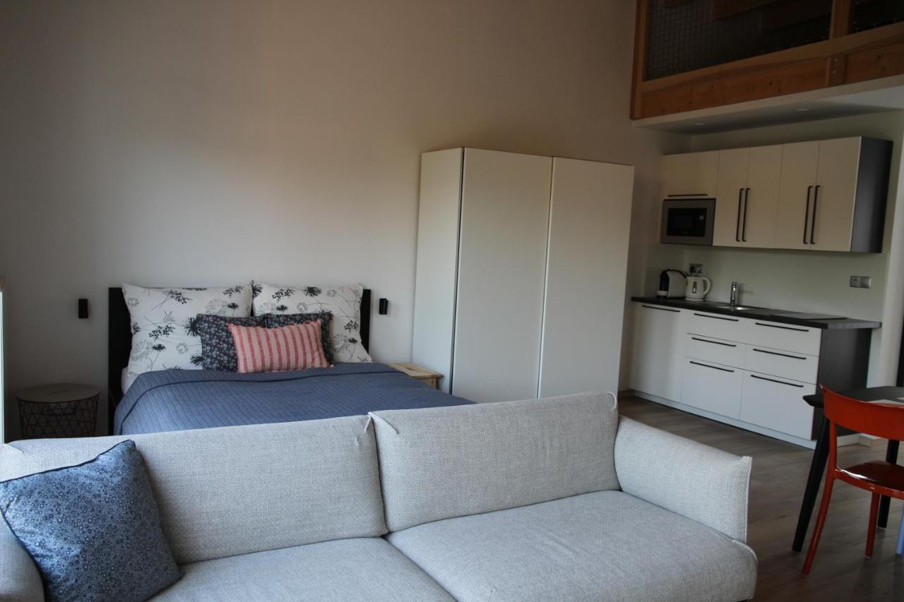 Apartmany Hluboka Nad Vltavou S Vyhledem Na Zamek Eksteriør billede